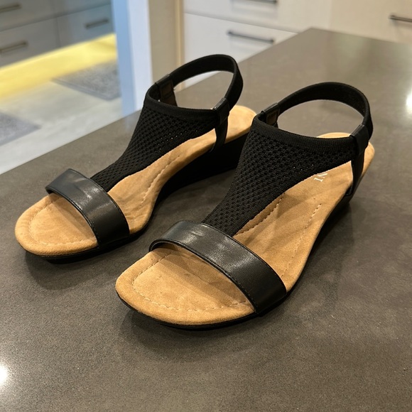 ALFANI stepnflex Women’s size 7 Sandal, black. - Picture 1 of 6